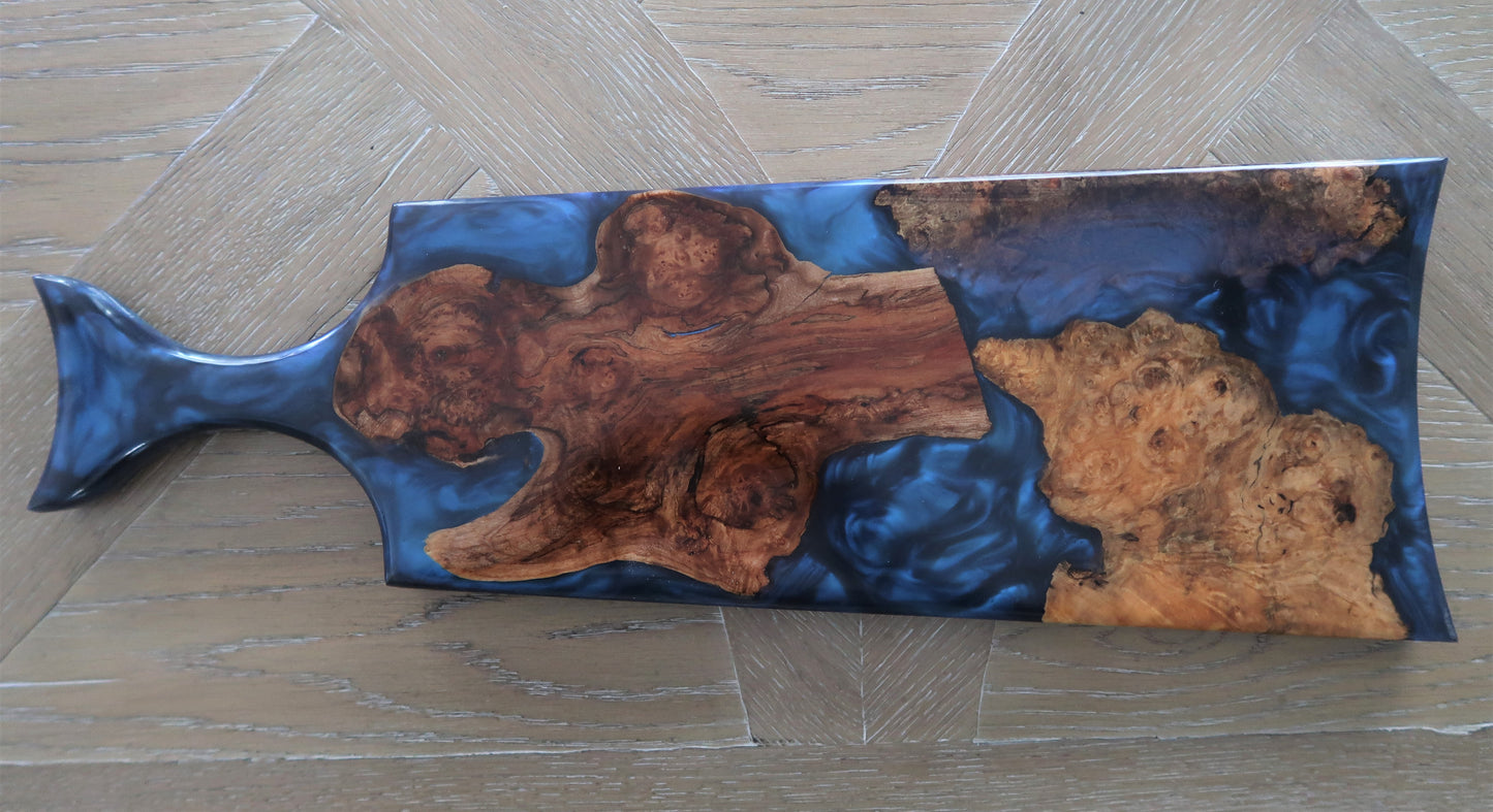 FISHTAIL CHARCUTERIE/CHEESEBOARD MAPLE BURL CAPS