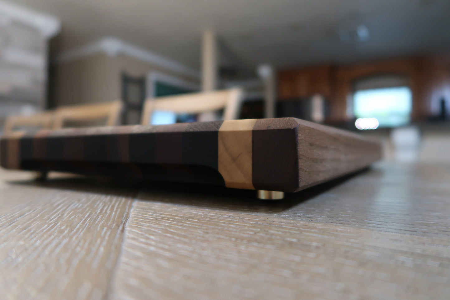 WALNUT & WENGE & MAPLE CUTTING BOARD WITH JUICE GROOVE/SOLID BRASS FEET