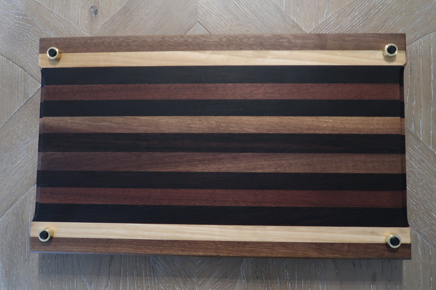 WALNUT & WENGE & MAPLE CUTTING BOARD WITH JUICE GROOVE/SOLID BRASS FEET