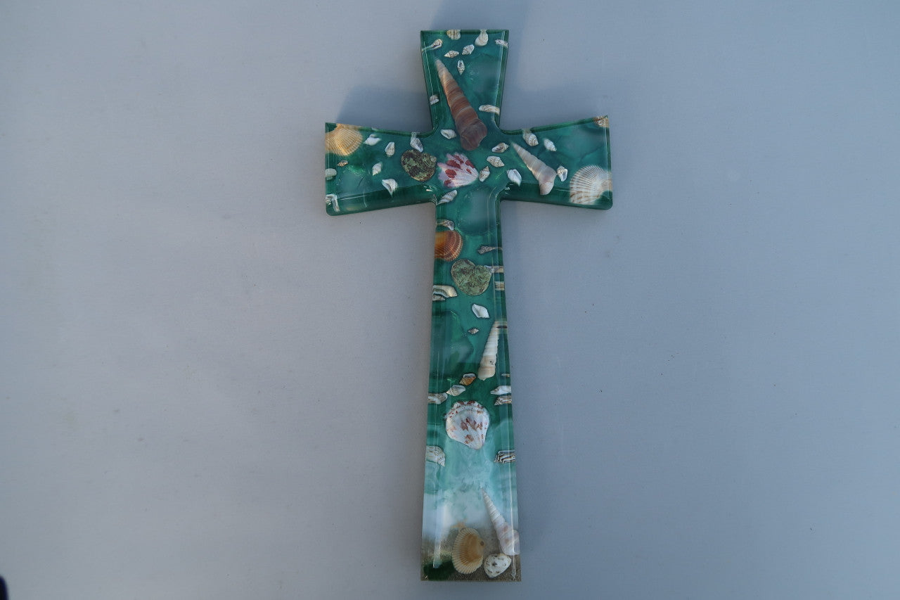 SHELL THEMED DARK OCEAN GREEN FLARED CROSS