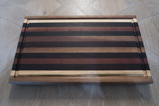 WALNUT & WENGE & MAPLE CUTTING BOARD WITH JUICE GROOVE/SOLID BRASS FEET
