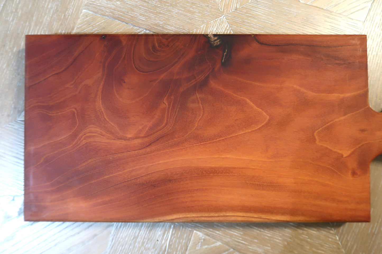 FIRE ANTLER HANDLE CHARCUTERIE/CUTTING BOARD/CHEESE BOARD