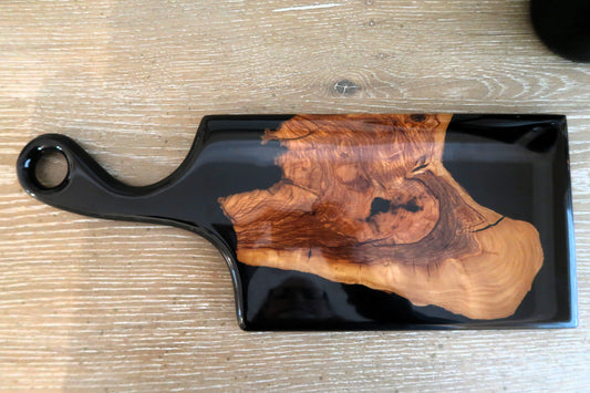 KOKUYO BLACK & OLIVEWOOD FREE FLOW HANDLE CHARCUTERIE/CHEESEBOARD