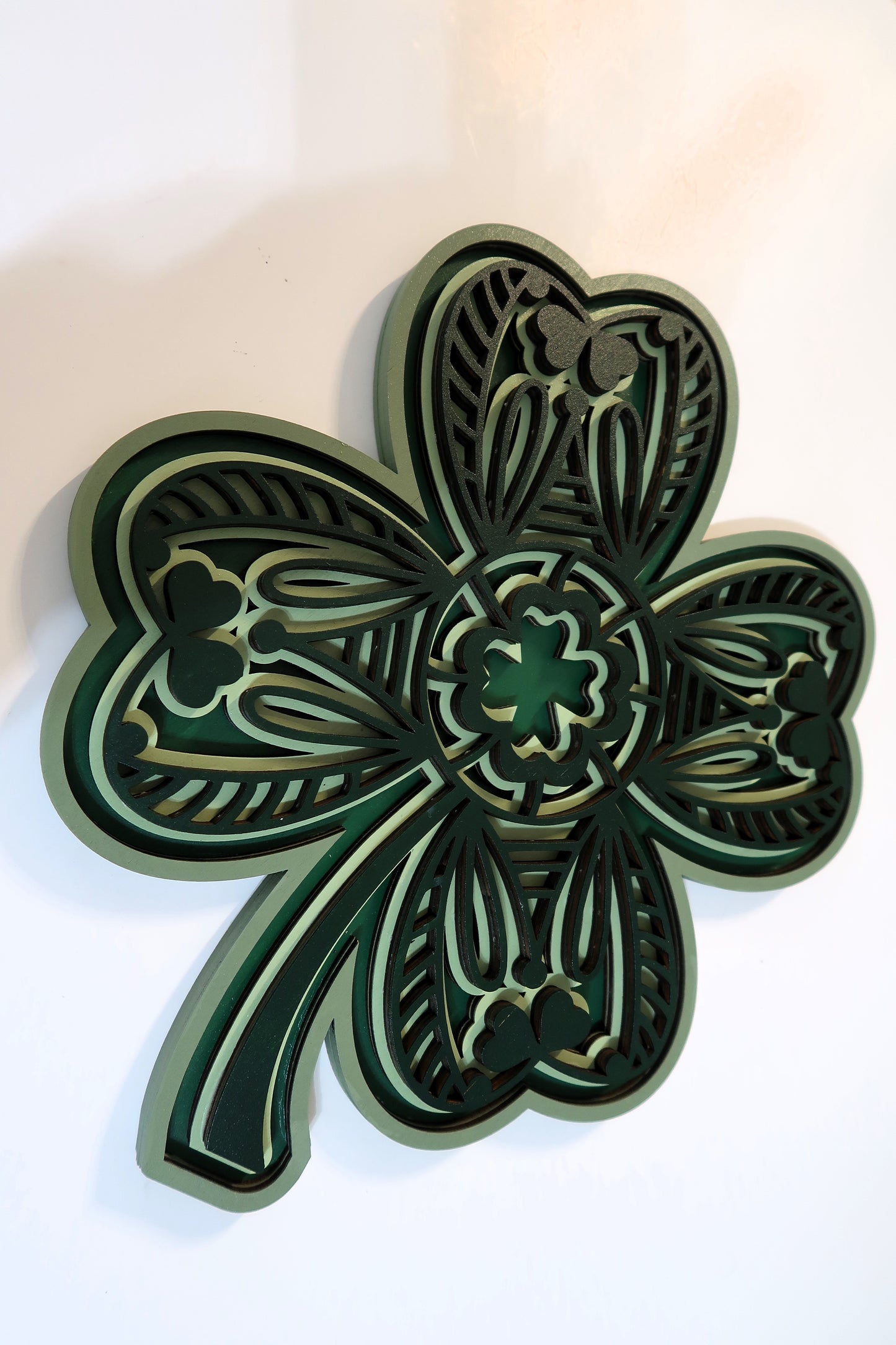 ST. PATRICKS DAY SHAMROCK 3D LAYERED WALL ART
