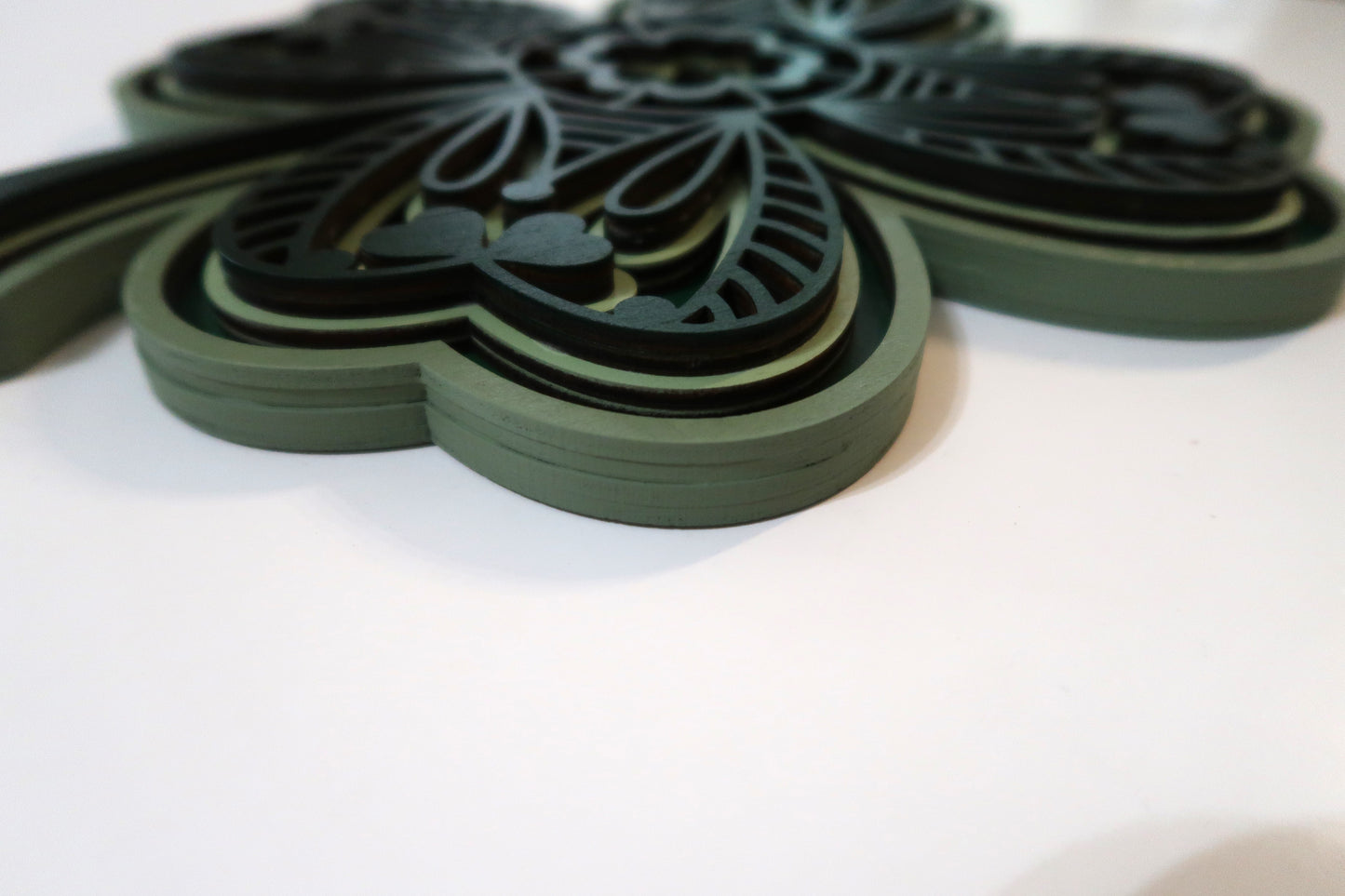 ST. PATRICKS DAY SHAMROCK 3D LAYERED WALL ART