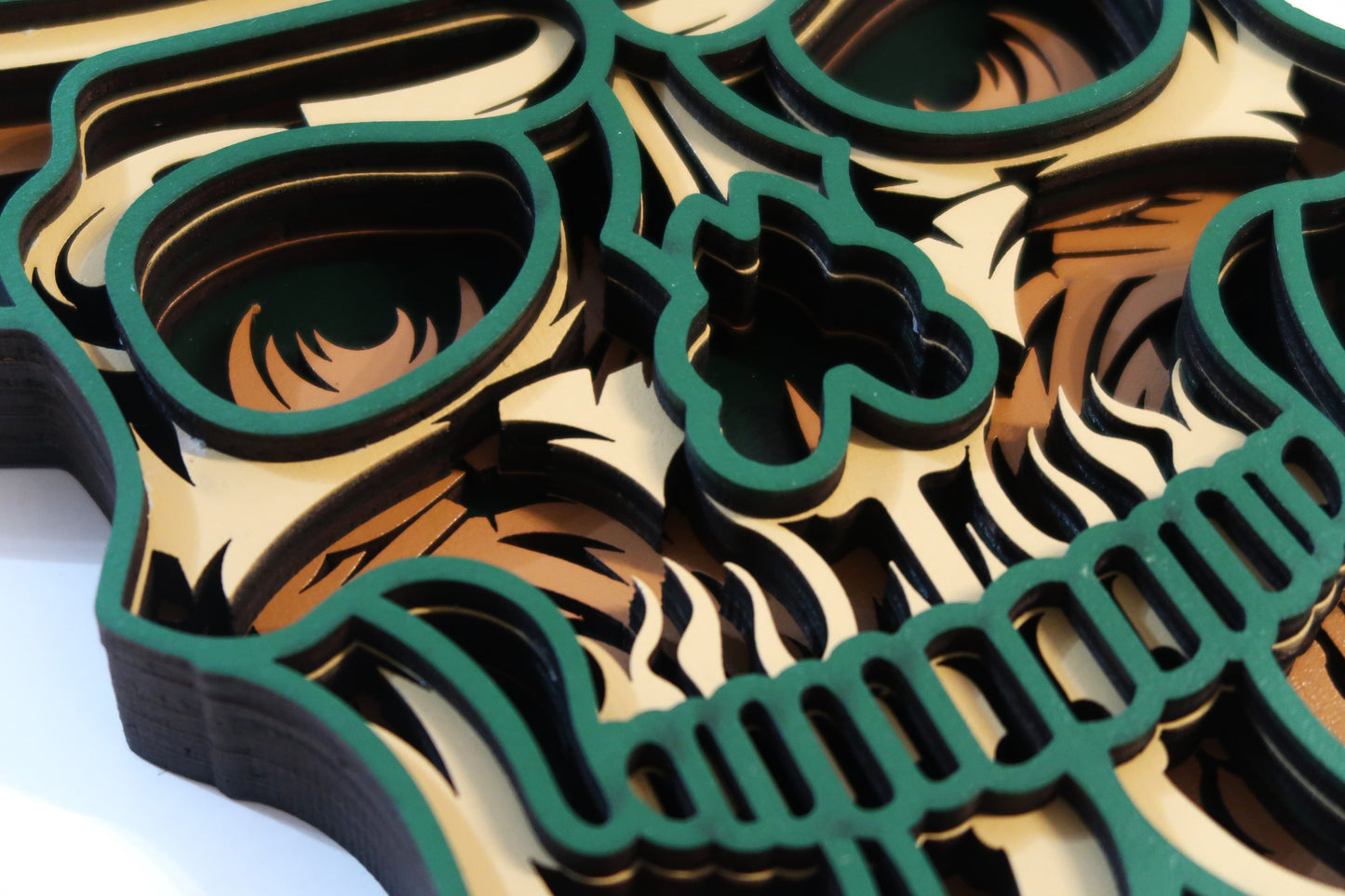 LEPRECHAUN SKULL 3-D LAYERED WALL ART