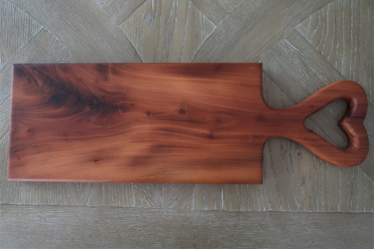 HEART HANDLE CHARCUTERIE/CHEESE/CUTTING BOARD