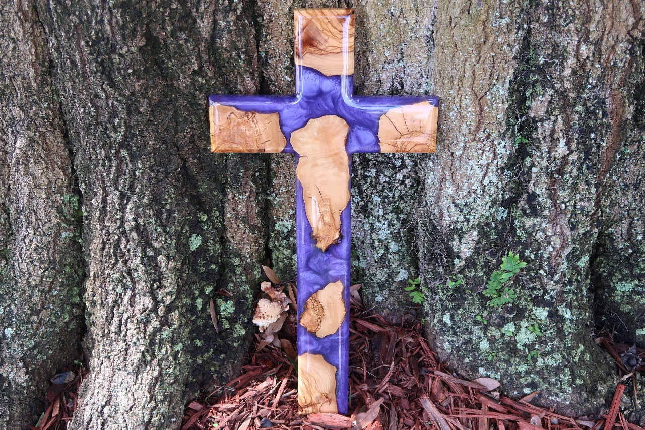 OLIVEWOOD AND AZTEC PURPLE RESIN LARGE CROSS