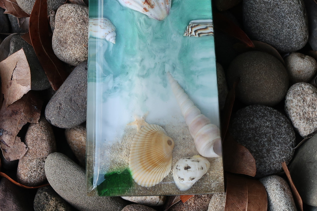 SHELL THEMED DARK OCEAN GREEN FLARED CROSS