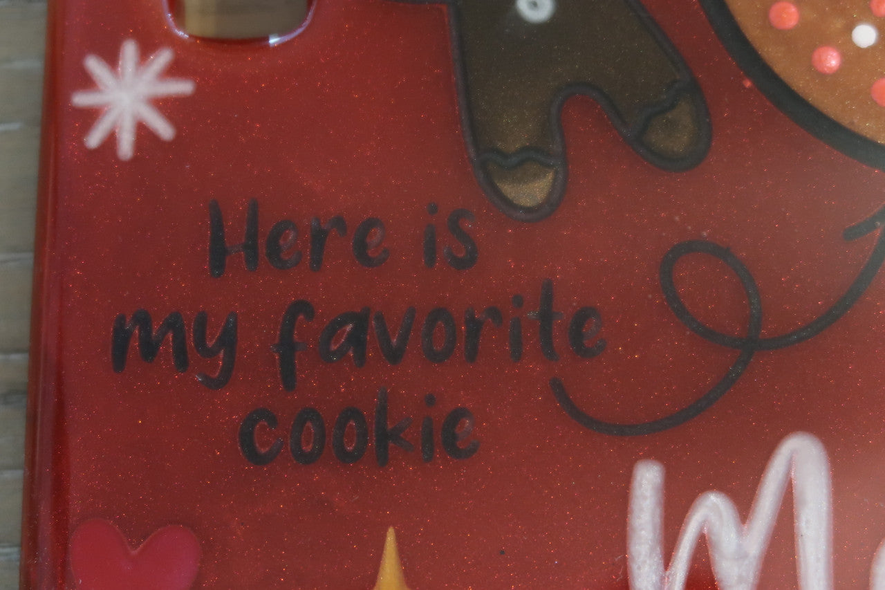 CHRISTMAS CHARCUTERIE/COOKIE RED RESIN BOARD WITH HANDLES